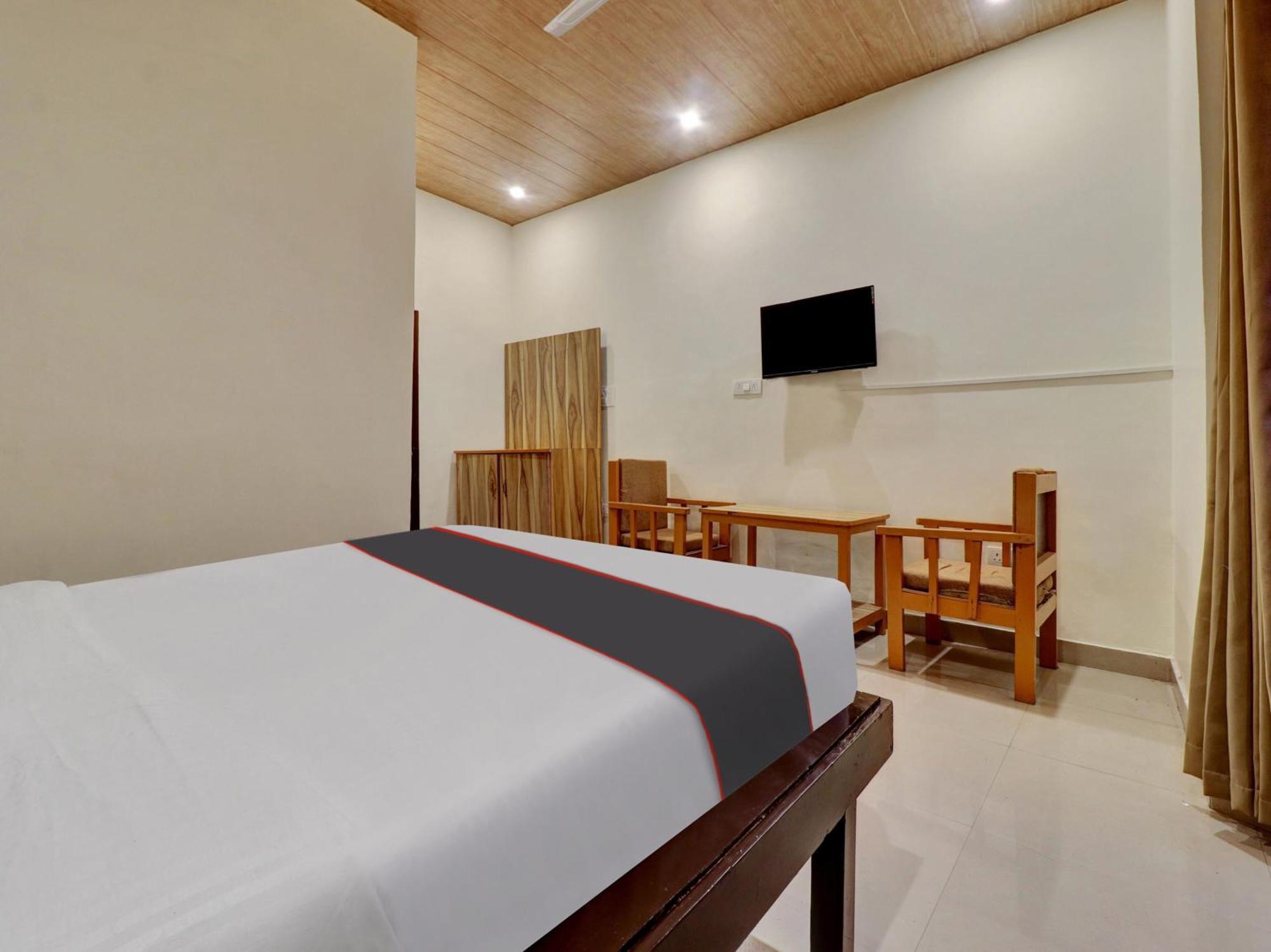 Collection O Shiv Sutra Resorts, Mussoorie Bagian luar foto